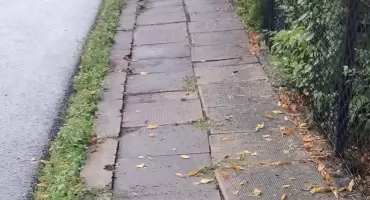 Remont chodnika w Łodygowicach odpowiada na potrzeby mieszkańców