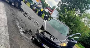 Wypadek w centrum Łodygowic zakończony hospitalizacją jednej osoby
