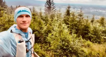 Żołnierz pokonuje 230 km beskidzkimi szlakami w 46 godzin dla chorych dzieci