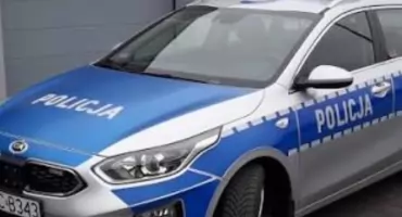Nocna kolizja na rondzie w Bielsku Białej sprawia utrudnienia w ruchu