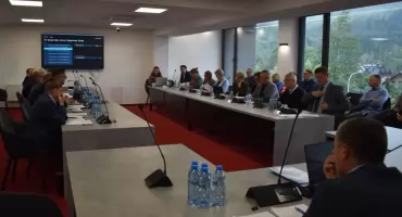 Sesja Rady Gminy Węgierska Górka podsumowana: kluczowe decyzje i plany na przyszłość