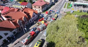 Wypadek w centrum Żywca zakłócił ruch na ważnym skrzyżowaniu