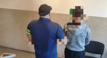 Policja kontroluje szkoły w całym kraju w trosce o bezpieczeństwo uczniów