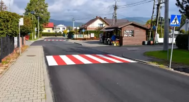 Nowa nawierzchnia i oznakowanie na ulicy Wspólnej w Łękawicy zakończono remont